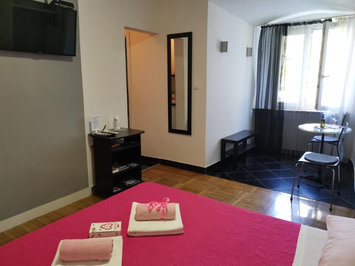 Palace Inn Rooms Сплит Экстерьер фото