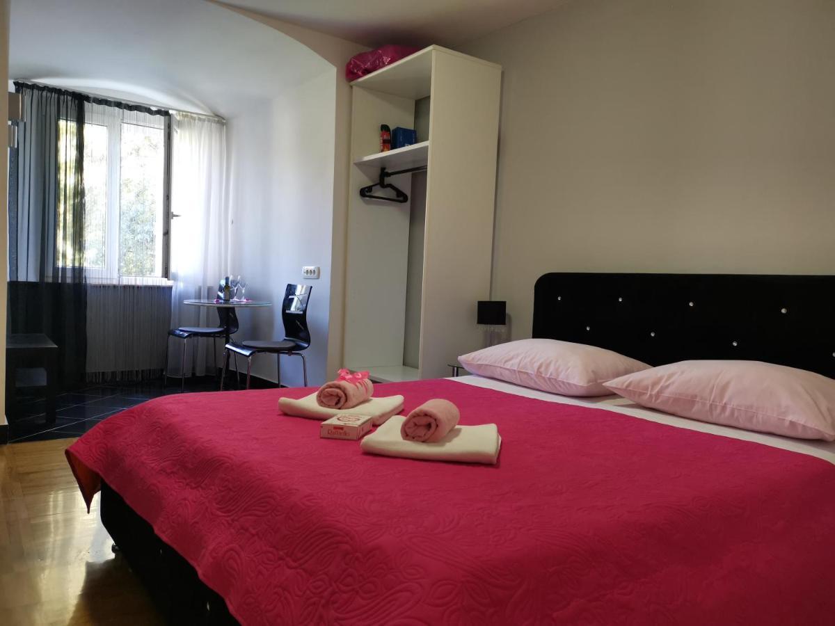 Palace Inn Rooms Сплит Экстерьер фото