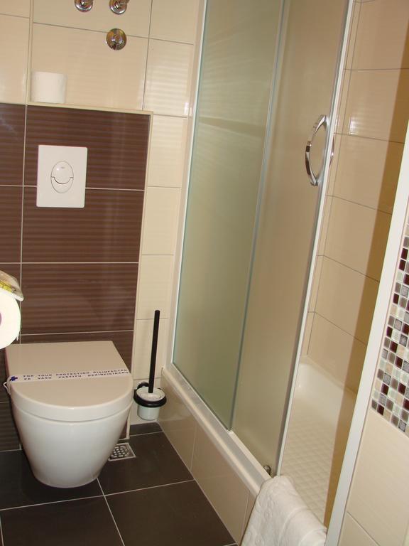 Palace Inn Rooms Сплит Экстерьер фото