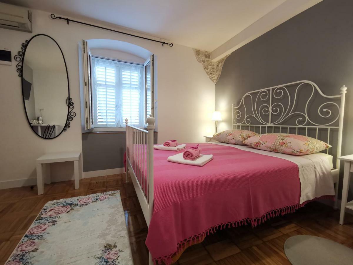 Palace Inn Rooms Сплит Экстерьер фото